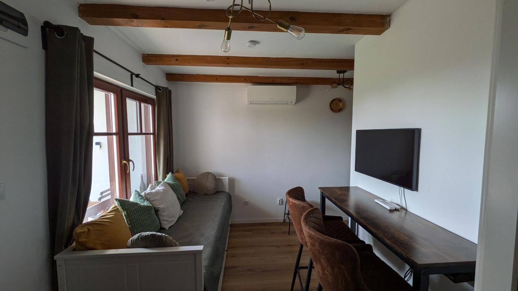 Jera Pince Es Vendeghaz Villa Somlovasarhely Bagian luar foto